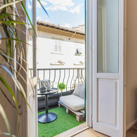 We Terrace Florenz