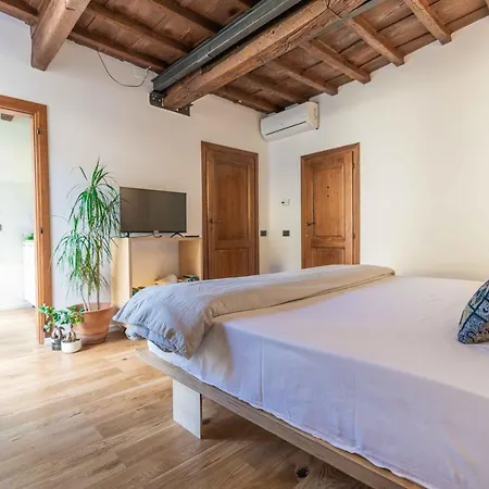 Apartment We Terrace Florenz