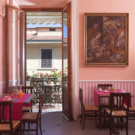 Jolì Hotel 2*