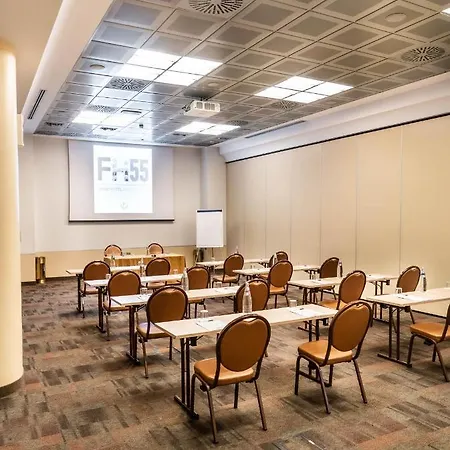 Fh55 Grand Mediterraneo Hotel Florencia