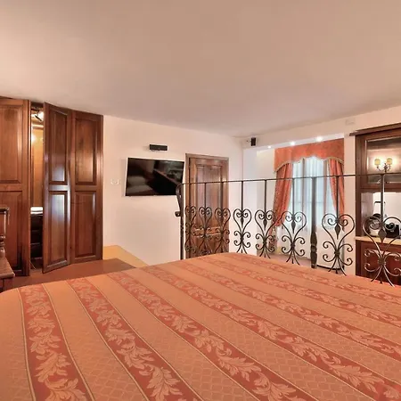 First Of Appart hôtel Florence