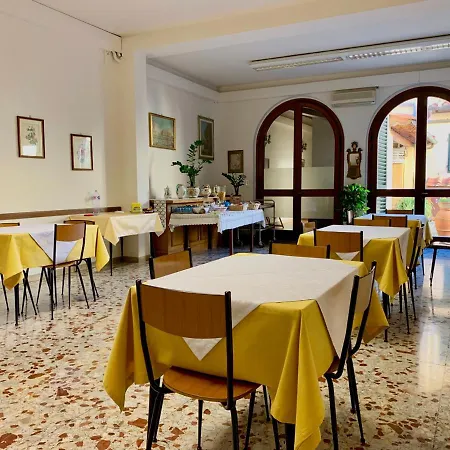 Casa Per Ferie Regina Santo Rosario Firenze