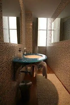 Emily's Guest house 3*
