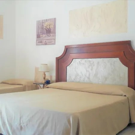 Alinari Hotel 3*