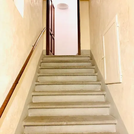 Presto Apartment Santo Spirito Oltrarno Florence