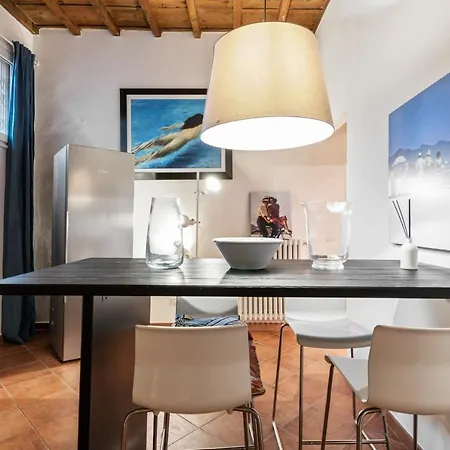 Palazzo Pitti & Boboli Comfortable פירנצה