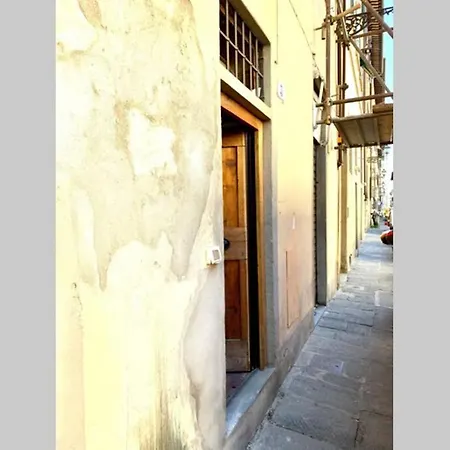 Apartment Presto Apartment Santo Spirito Oltrarno Florence *