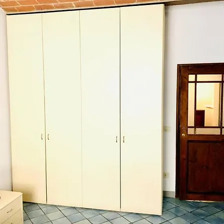 Apartment Presto Apartment Santo Spirito Oltrarno Florence *