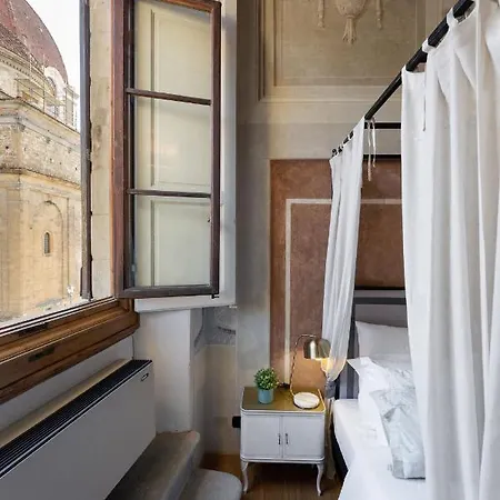 Apartment - Piazza San Lorenzo
