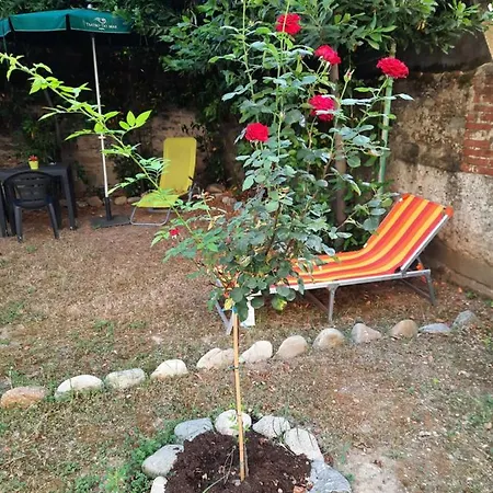 Apartment Au Jardin De Florence