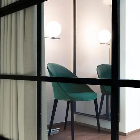 Cavour Deluxe By Mmega * Florence