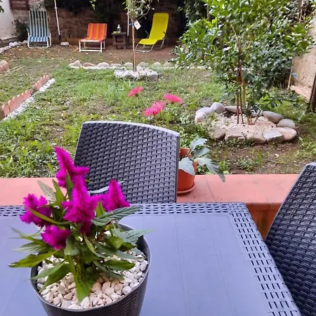 Apartment Au Jardin De *