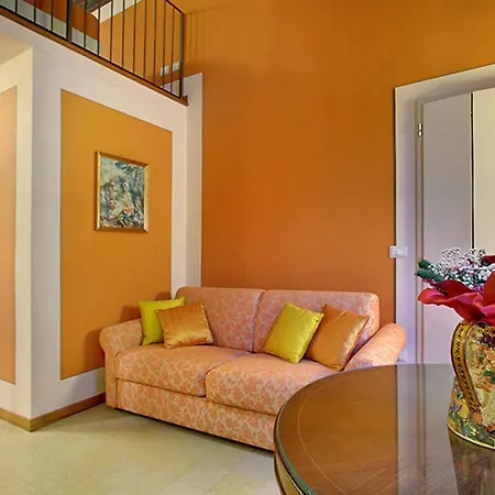 Apartment Puccini Florenz
