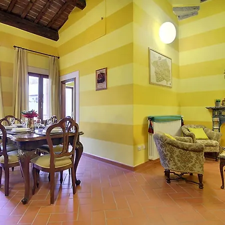 Apartment Puccini Florenz