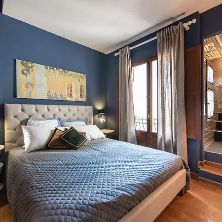 Hearth Of In Great Location Apartment Florence