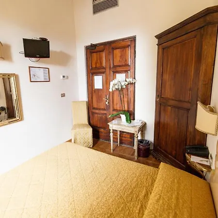 Szálloda Paris Firenze
