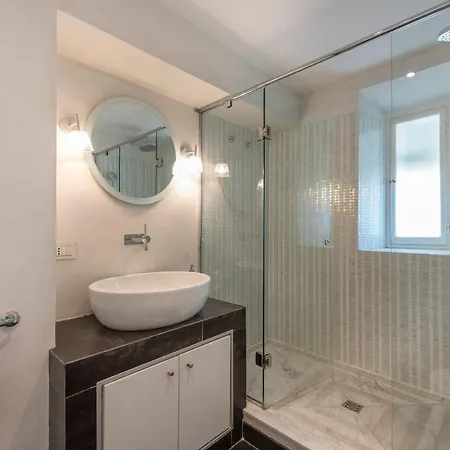 Charming 2bed Overlooking Duomo - Hosted By Sweetstay