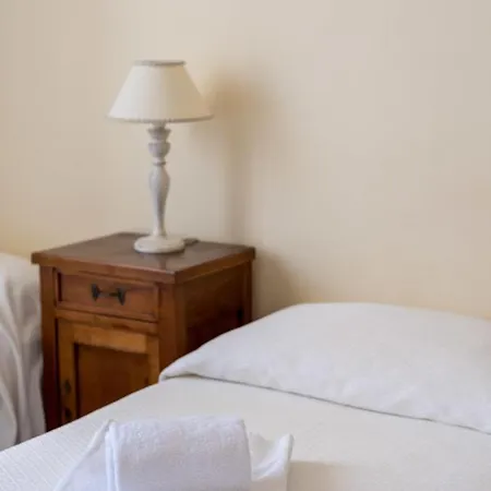 Apartment Charming 2bed Overlooking Duomo - Hosted By Sweetstay *