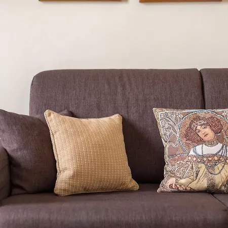 Charming 2bed Overlooking Duomo - Hosted By Sweetstay