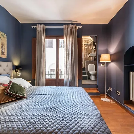 Hearth Of In Great Location *
