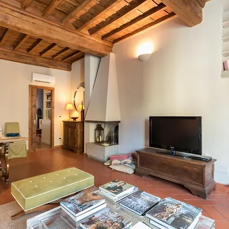 Hearth Of In Great Location Apartment Florence