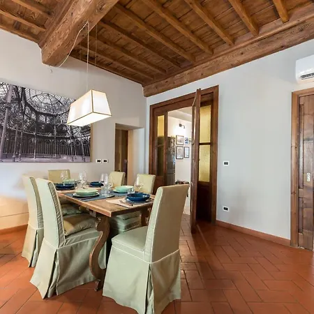 Hearth Of In Great Location Apartment *