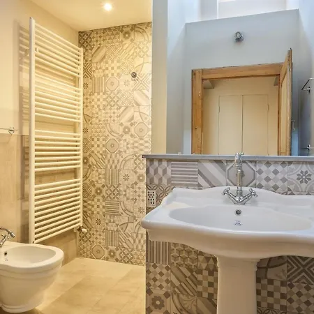 Belle Arti Penthouse In Apartament