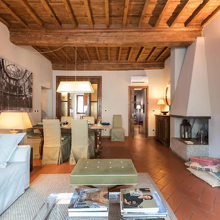 Hearth Of In Great Location Apartment *