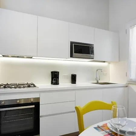 Appartement Giulia E Valentina By Halldis Florence