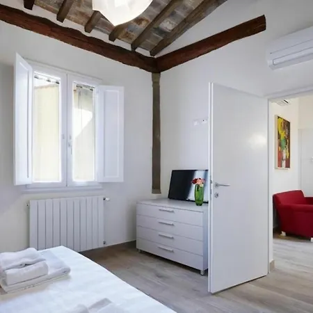 Giulia E Valentina By Halldis Appartement
