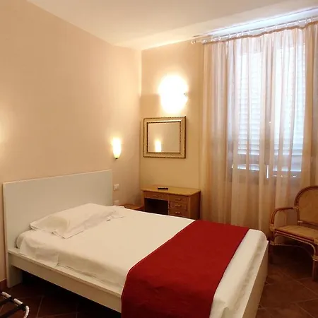Hotel Rita Major 2*
