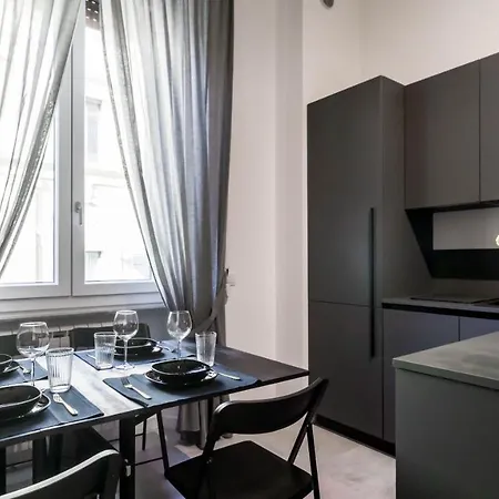 Cavour 82