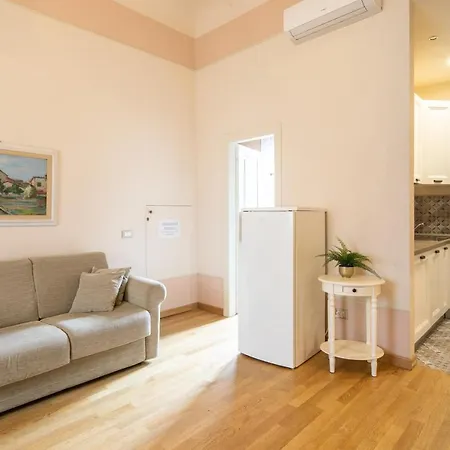 Apartment Degli Artisti By Mmega Florence