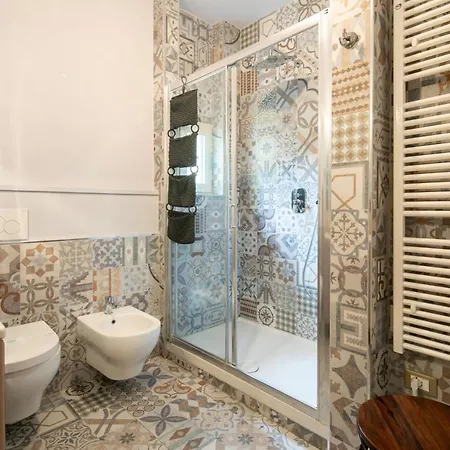 Apartment Degli Artisti By Mmega *