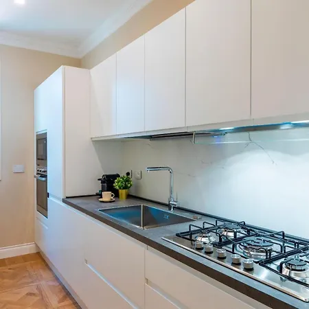 Apartment Genteel Via Della Spada