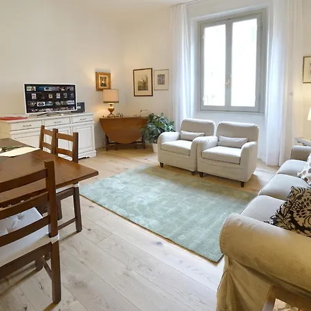 Arnolfhouse Apartment Florence