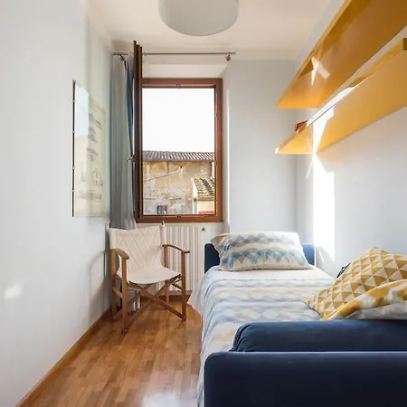 La Musa Di Via Dante Apartamento