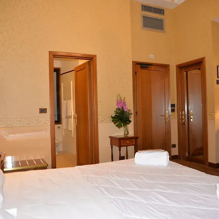 Strozzi Palace