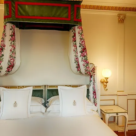 Hotel Cora
