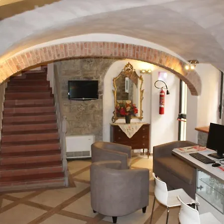 Albergo Firenze Hotel 3*