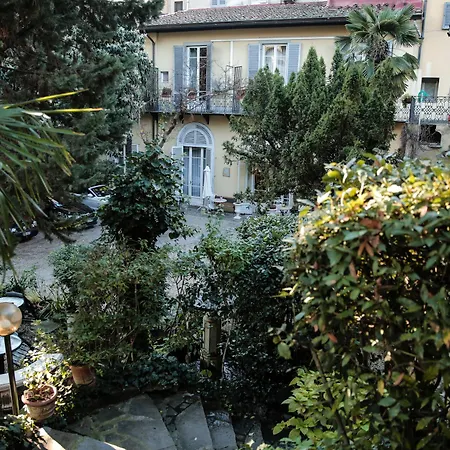 Liana Firenze