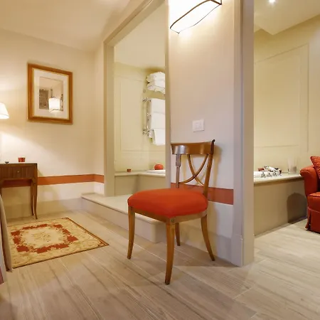Palazzo Niccolini Al Duomo Residenza D'epoca 3* Florença