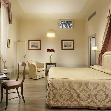 Palazzo Niccolini Al Duomo Residenza D'epoca Florença