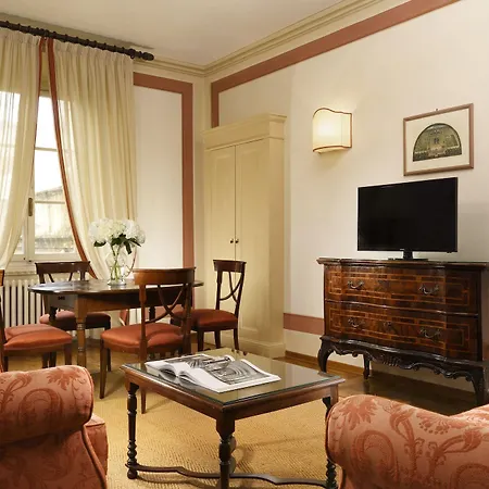Palazzo Niccolini Al Duomo Residenza D'epoca 3*
