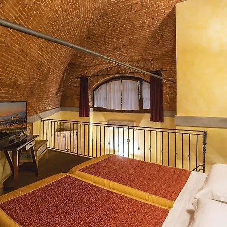 Alba Palace Флоренция