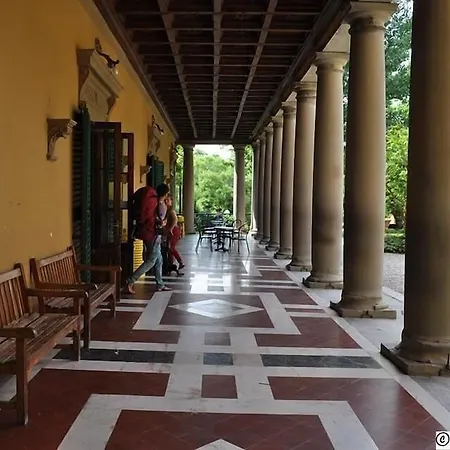 Ostello Camerata Firenze *