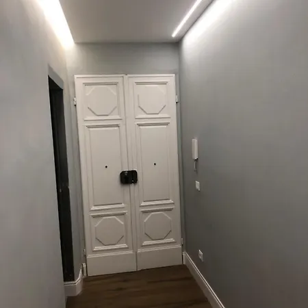 Apartment Novella