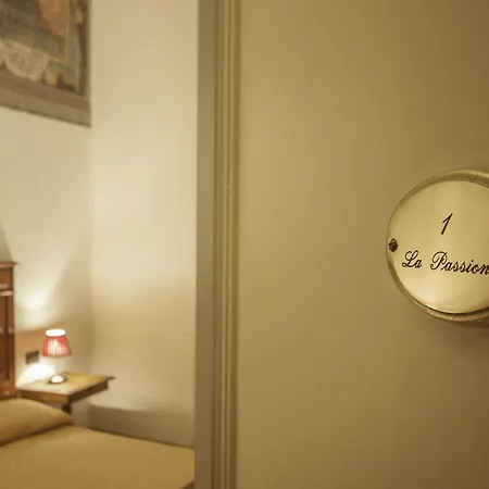 Casa Rovai Bed & Breakfast