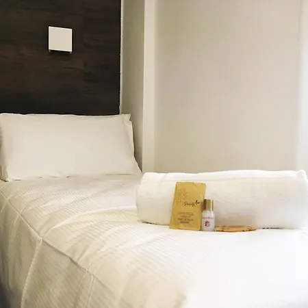 Aurum 4*