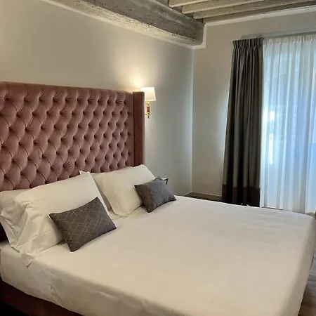 Corte Dei Sogni Boutique & Florens